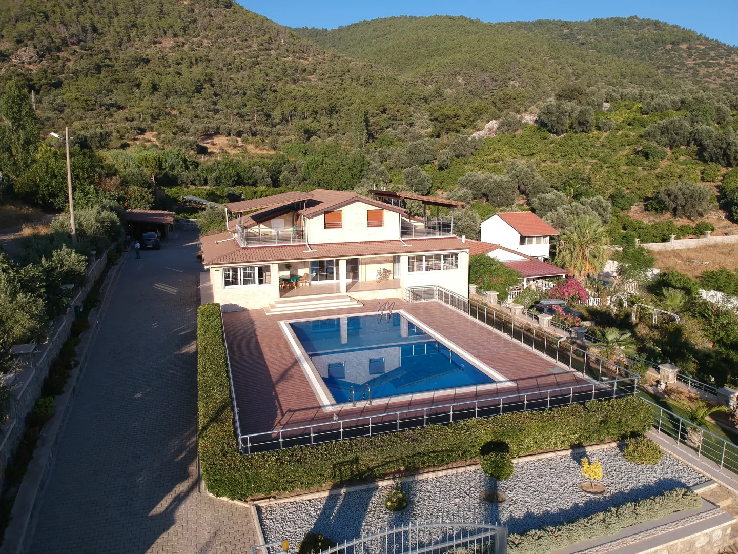 ÖZDERE'DE Havuzlu 9+1 Malikane - Samos'a Karşı Kahve Keyfi